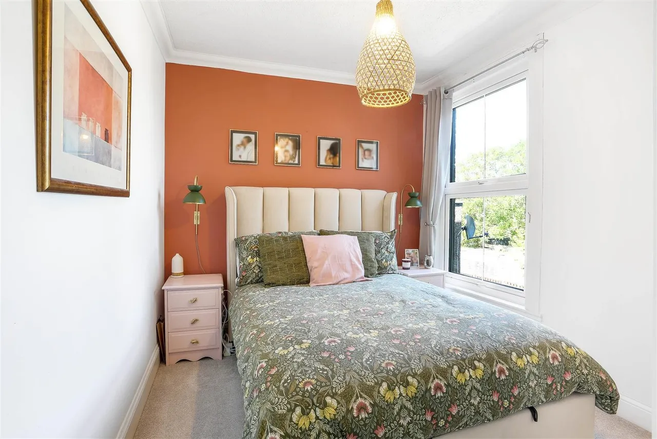 Sutton Grove, Sutton, SM1 4LT, photo 12
