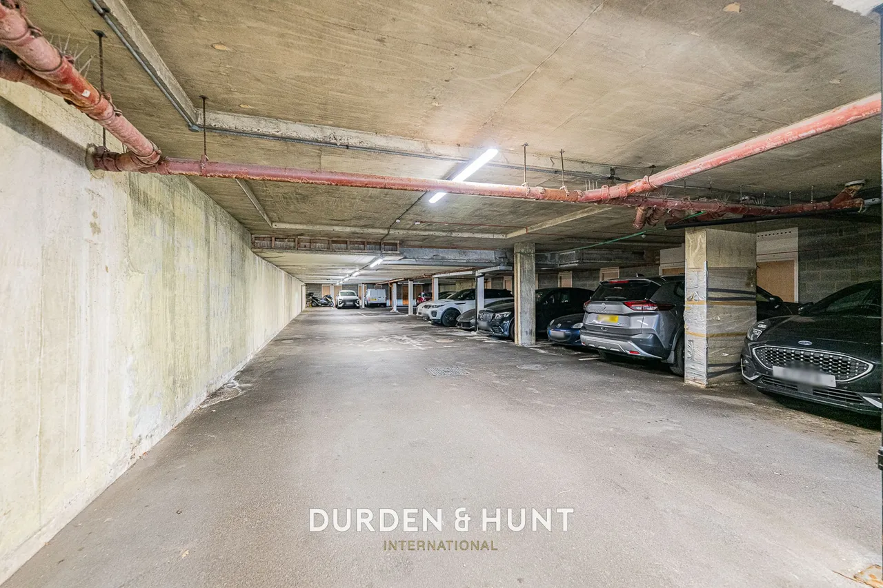 Grand Parade, Leigh-On-Sea, SS9, photo 26