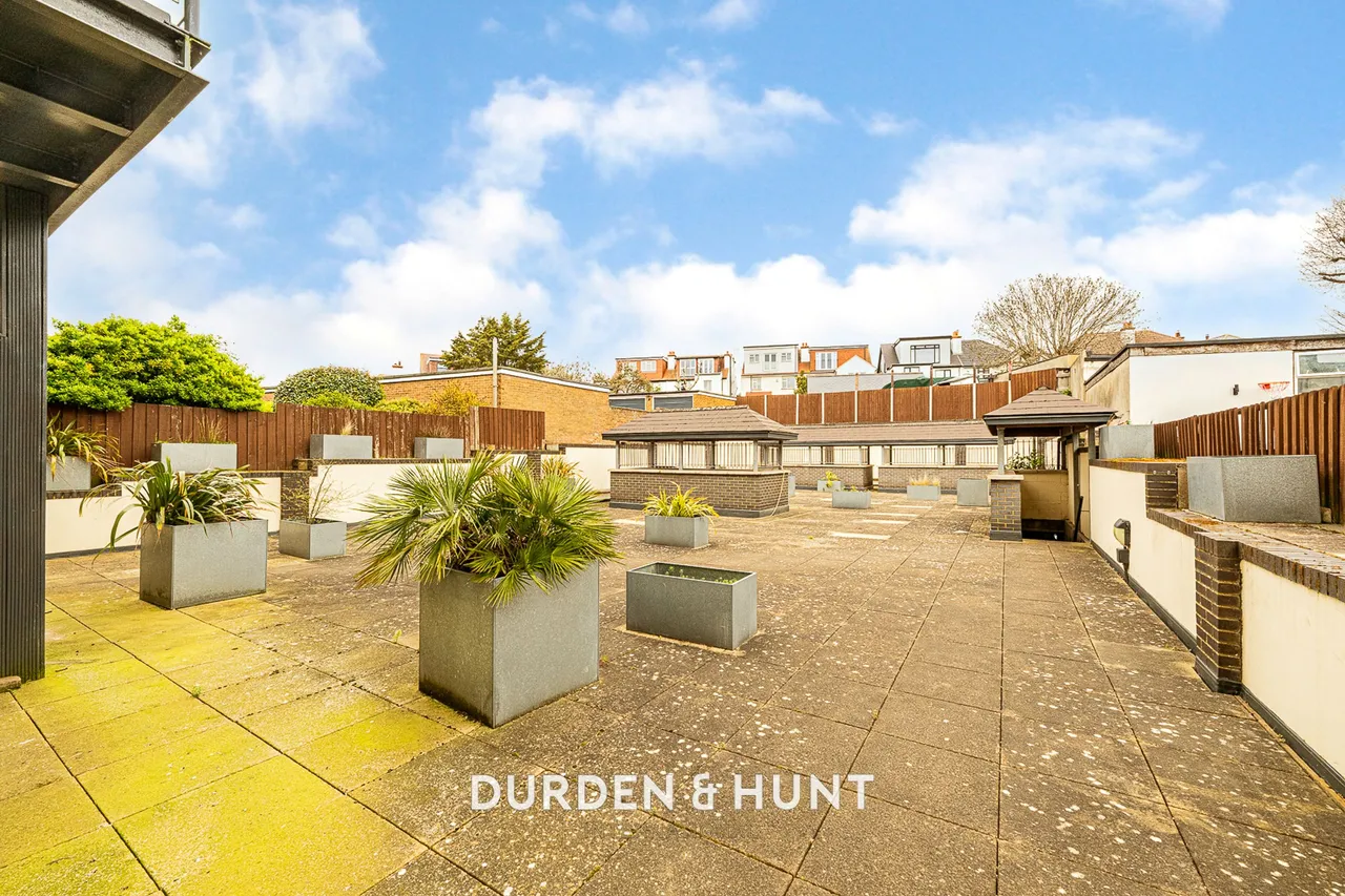 Grand Parade, Leigh-On-Sea, SS9, photo 28