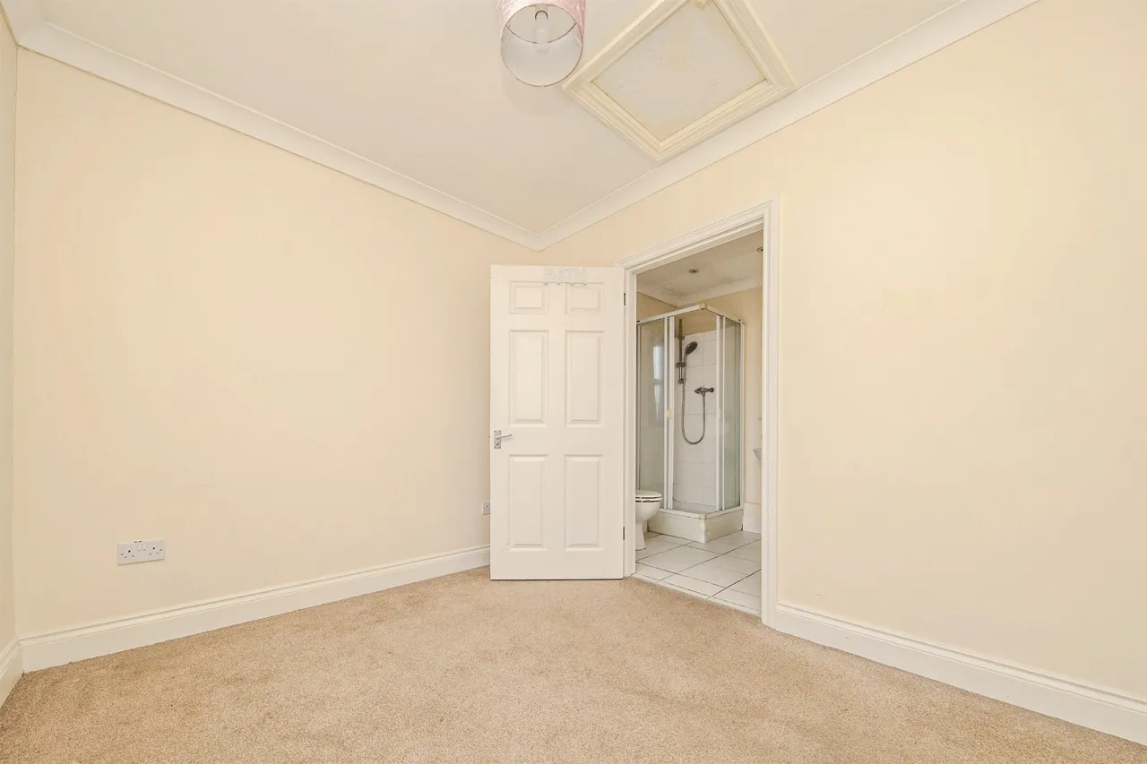 Station Road, Dovercourt, Harwich, photo 11