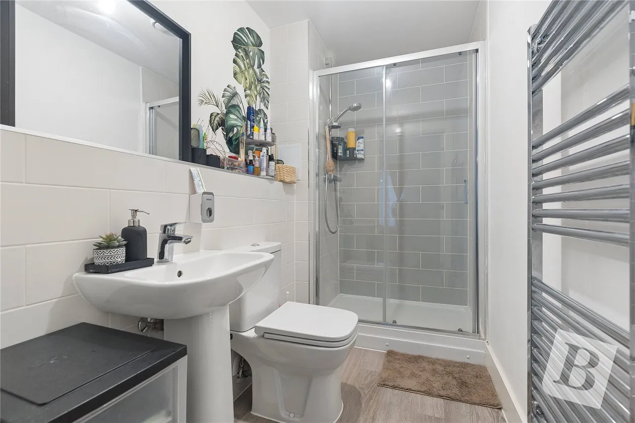 Windstar Drive, South Ockendon, RM15, photo 7