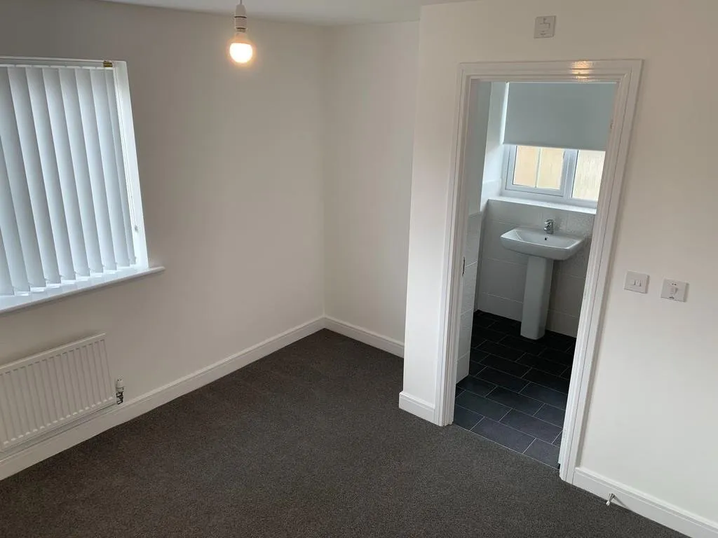George Crawford Road, Crewe, CW1, photo 13