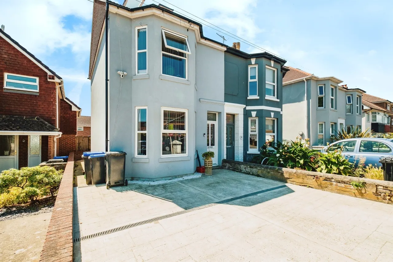 4 bed house for sale, Penhill Road, Lancing, BN15