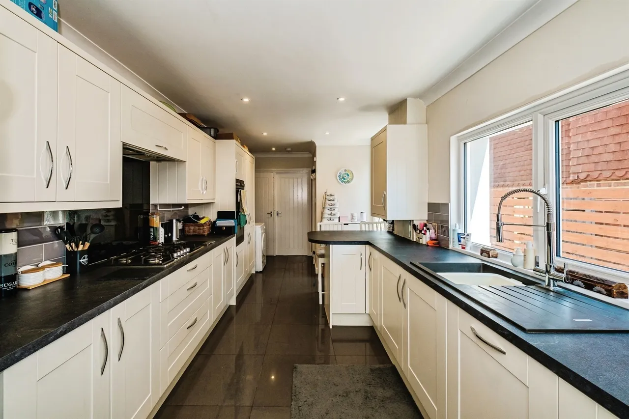 Penhill Road, Lancing, BN15, photo 5