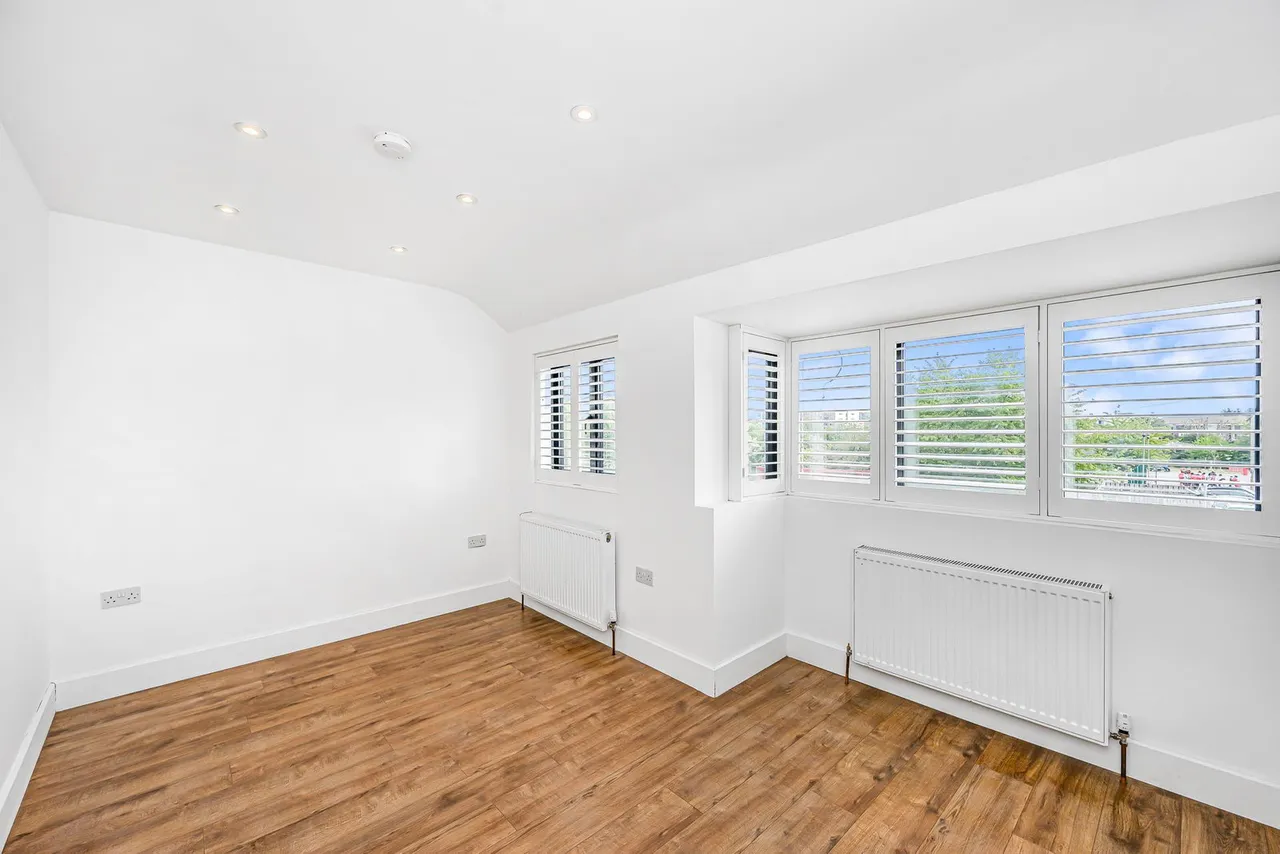 Oval Road, Dagenham, RM10, photo 10