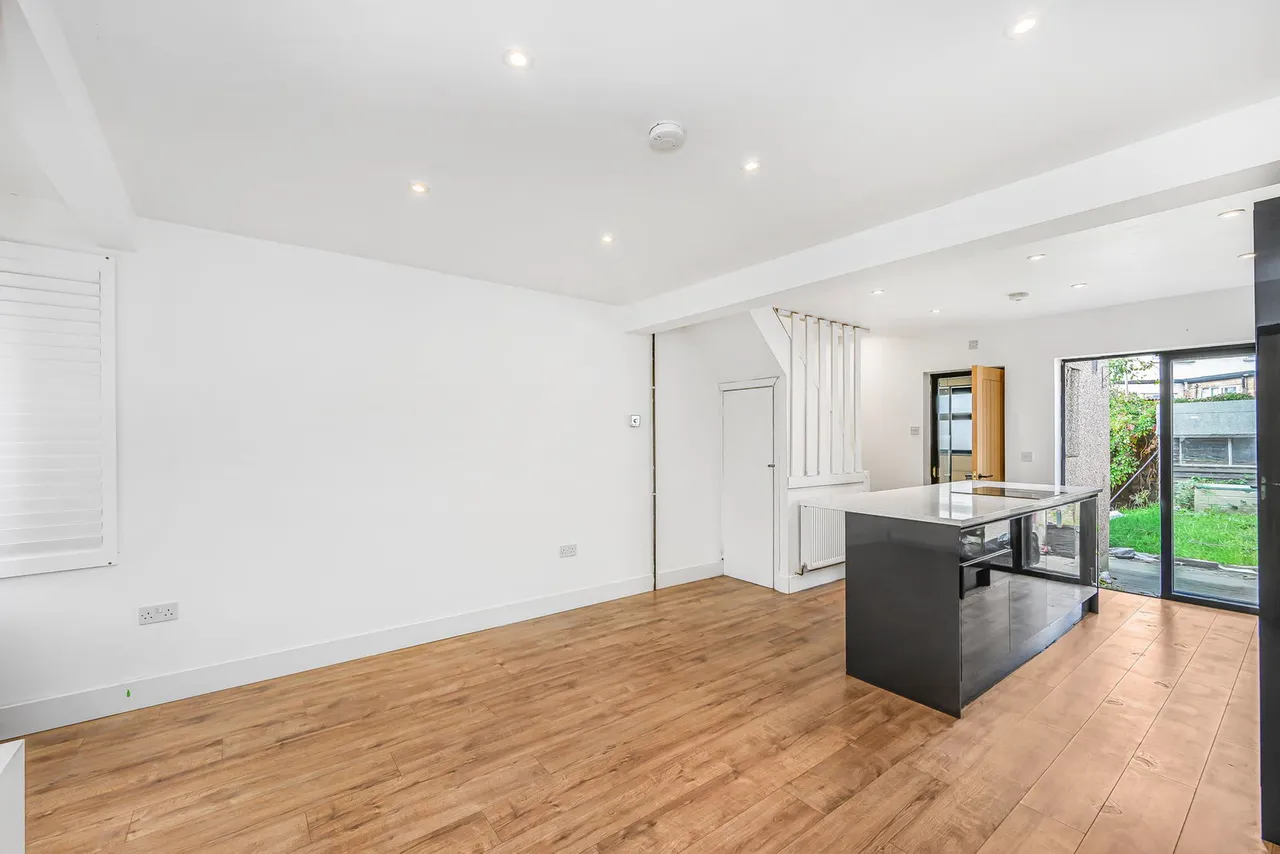 Oval Road, Dagenham, RM10, photo 4