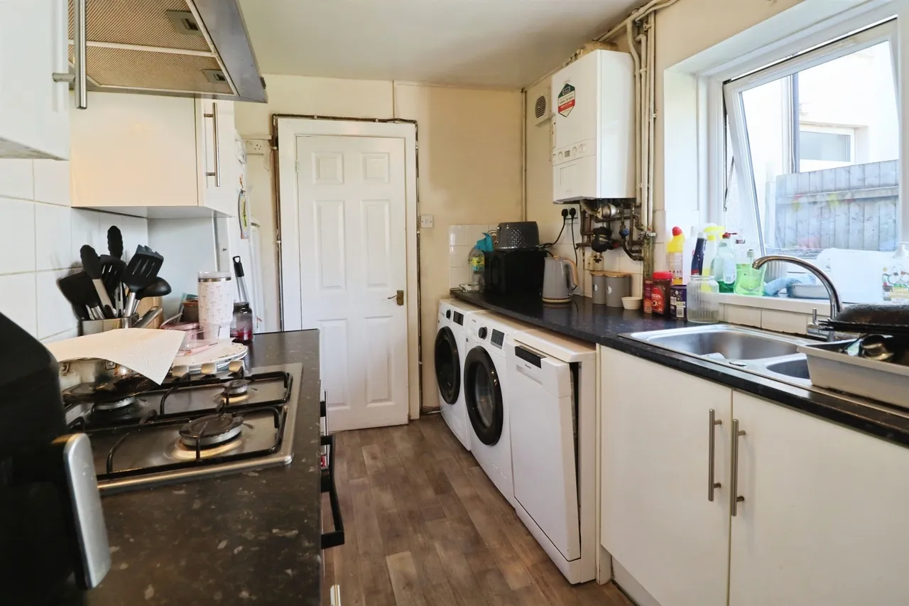 Hewell Street, Penarth, CF64, photo 7