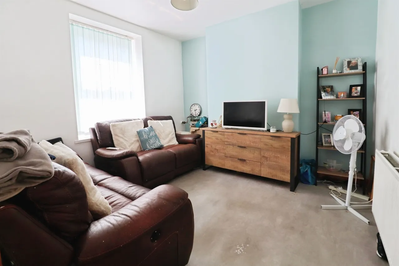 Hewell Street, Penarth, CF64, photo 2