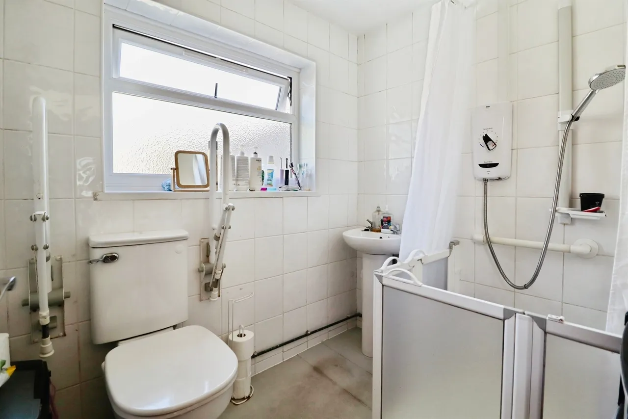Hewell Street, Penarth, CF64, photo 11