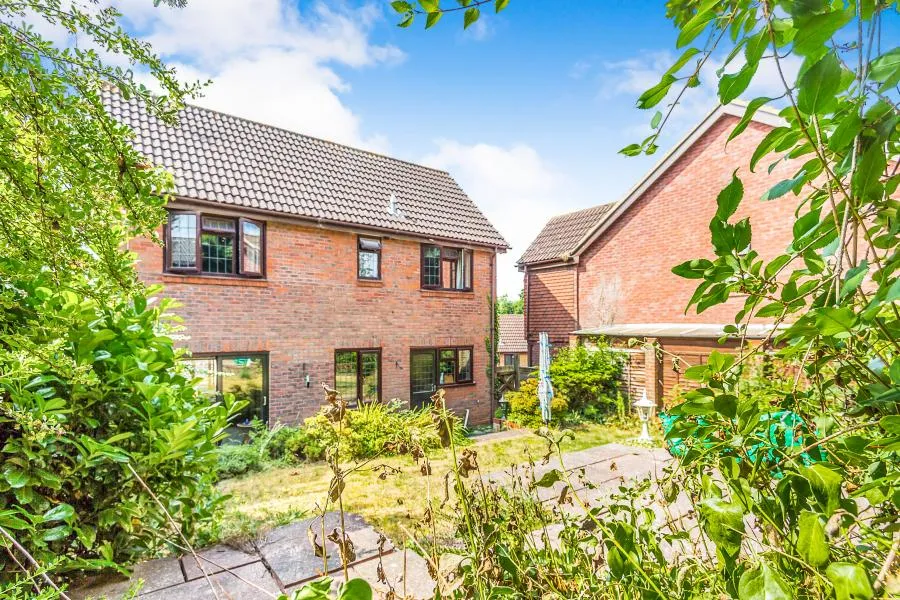 Goldthorpe Gardens, Lower Earley, RG6, photo 8