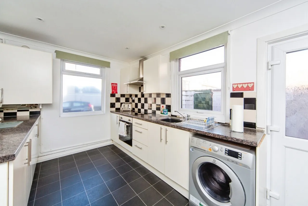 Cowley Road, Liverpool, L4, photo 9