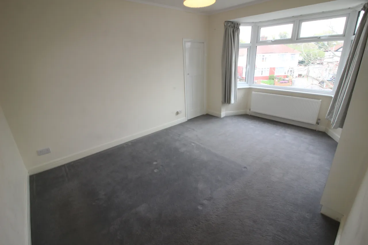 Brockenhurst Avenue, Worcester Park, KT4, photo 7
