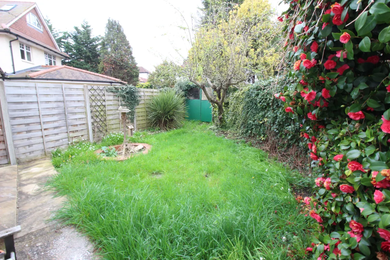 Brockenhurst Avenue, Worcester Park, KT4, photo 11