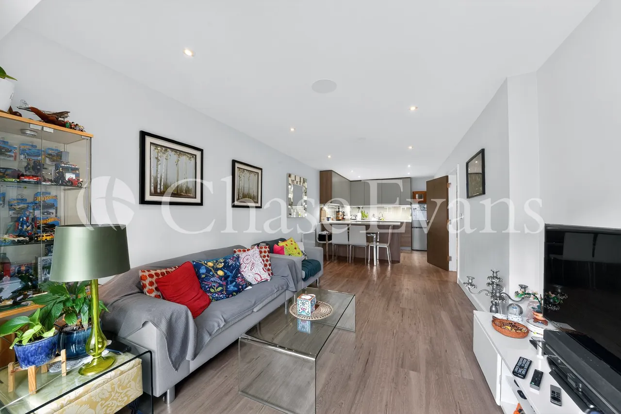 1 bed flat for sale — Constantine House, Boulevard Drive, Colindale, London, NW9