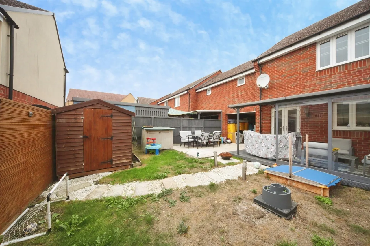 Vauxhall Way, Dunstable, LU6, photo 4