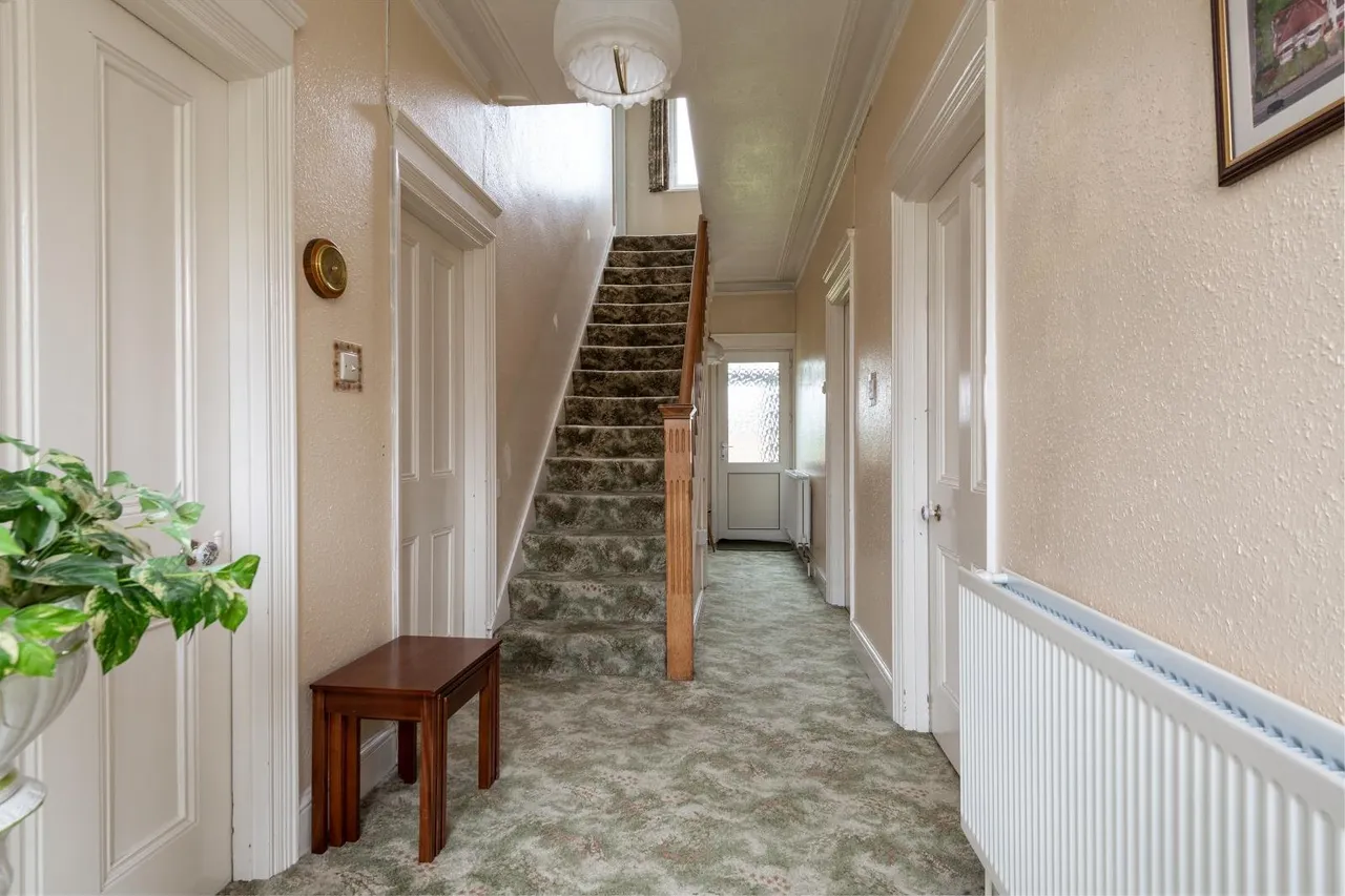 Old Road East, Gravesend, Kent DA12 1NX, photo 6
