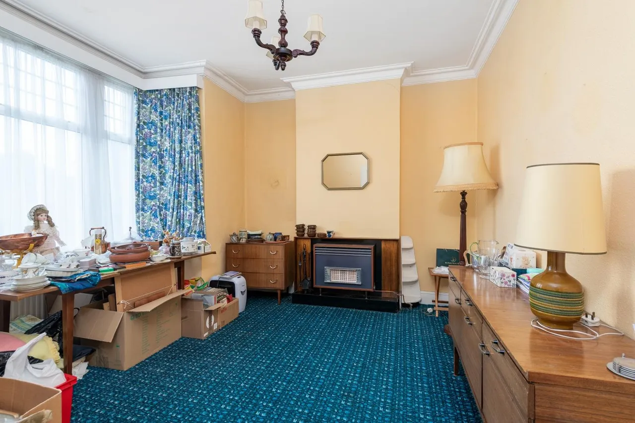 Old Road East, Gravesend, Kent DA12 1NX, photo 7