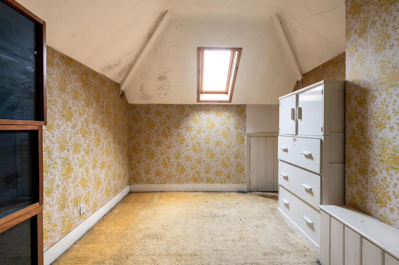 Old Road East, Gravesend, Kent DA12 1NX, photo 17