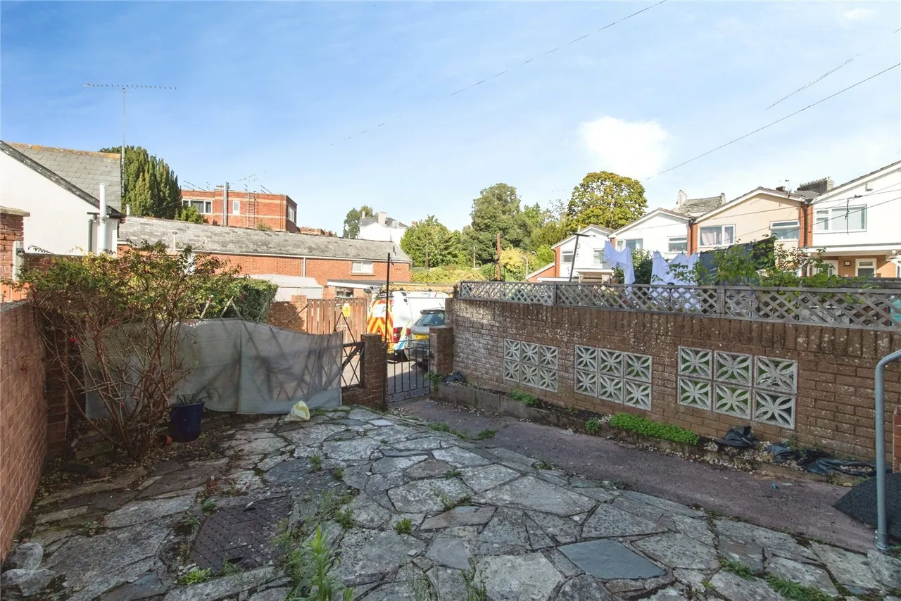 Vine Close, Exeter, EX2, photo 16