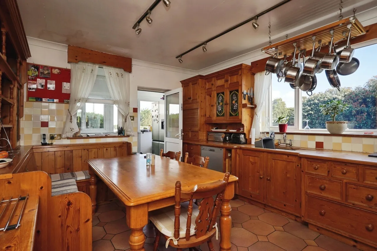 Cherry Garden Avenue, Folkestone, Kent, CT19, photo 34