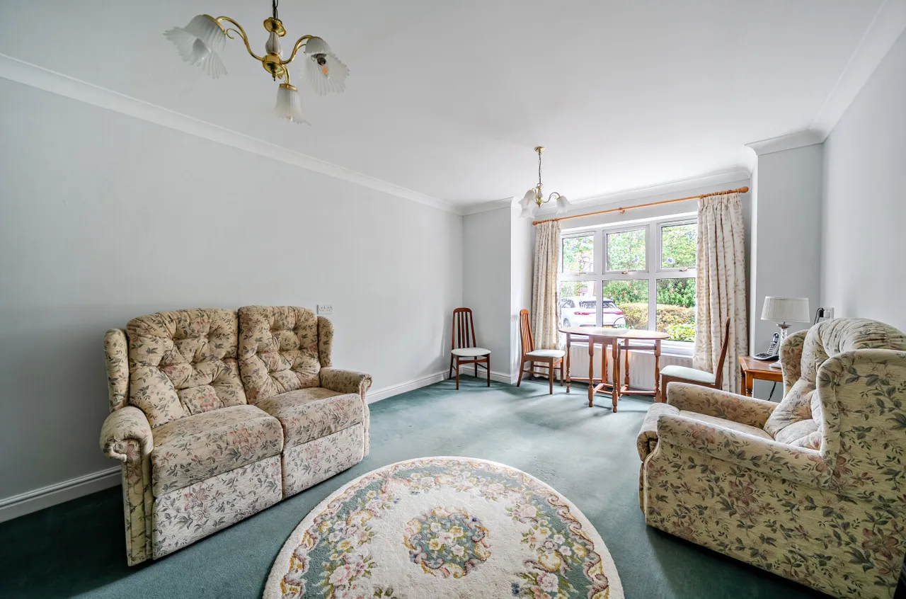 Branksomewood Road, Fleet, GU51, photo 7