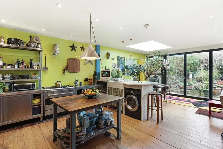 Chambers Lane, Willesden, NW10 2RN, photo 2
