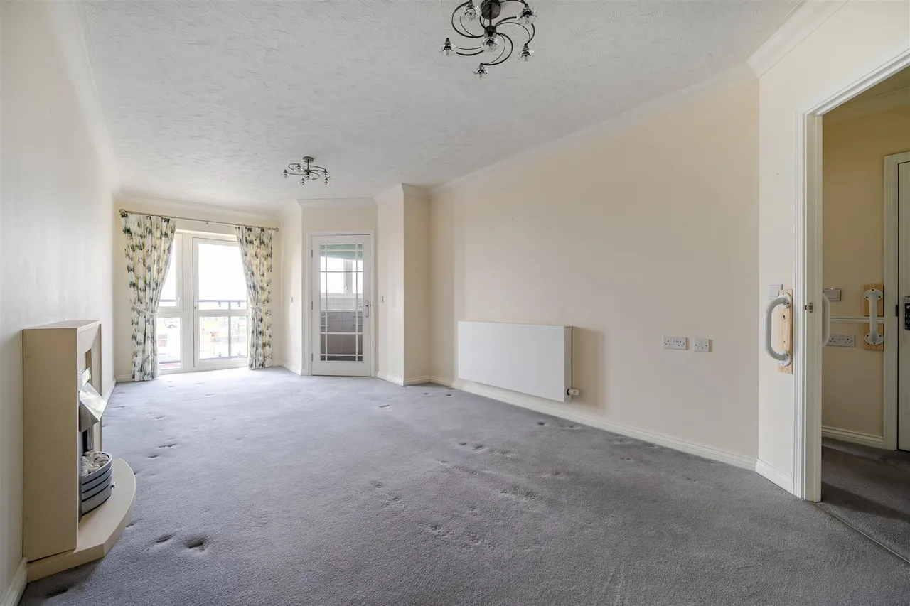 Rowe Avenue, Peacehaven, BN10, photo 6