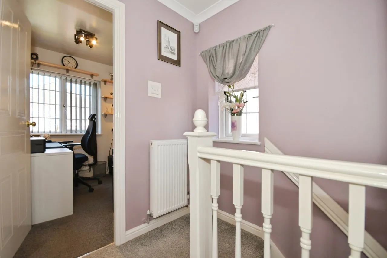 West Croft Drive, CHESTERFIELD, Derbyshire, S43, photo 16