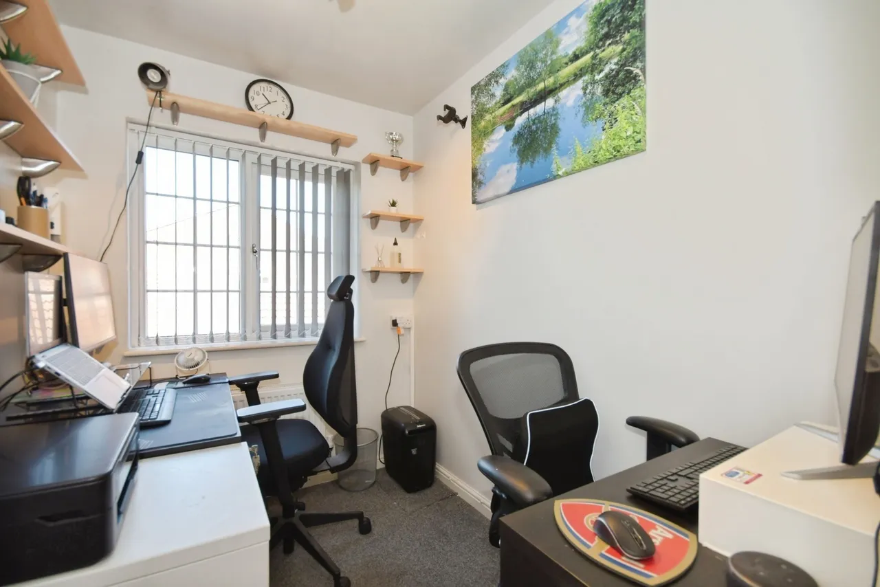 West Croft Drive, CHESTERFIELD, Derbyshire, S43, photo 14