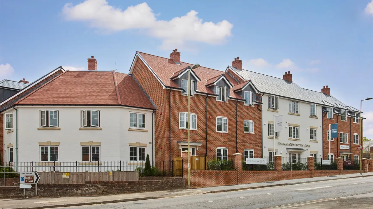 1 bed flat for sale, Broadwater Road, Romsey, SO51