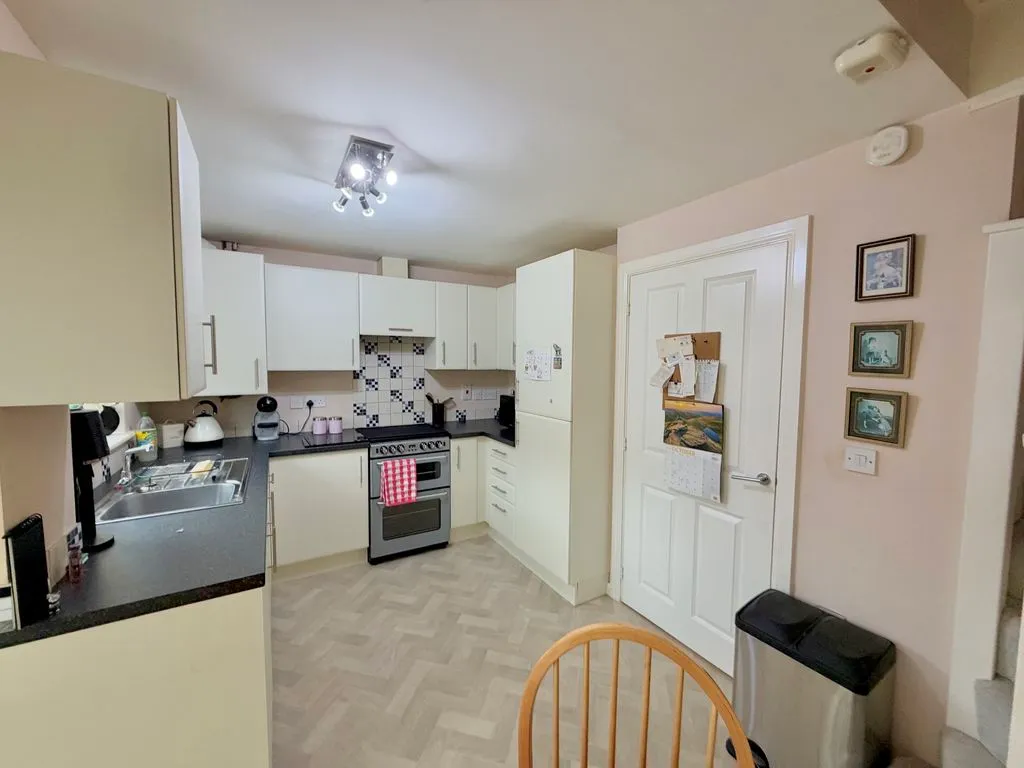 Alabaster Avenue, Houghton Regis, LU5, photo 10