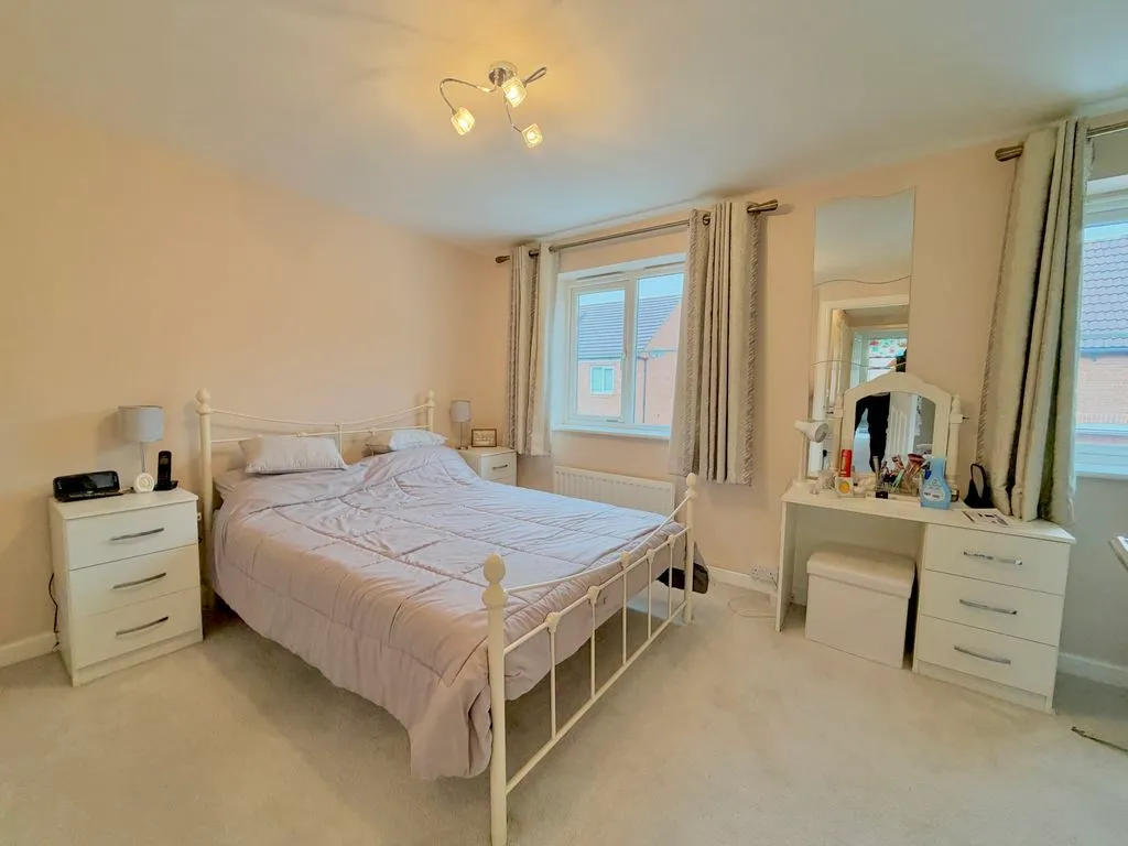 Alabaster Avenue, Houghton Regis, LU5, photo 4