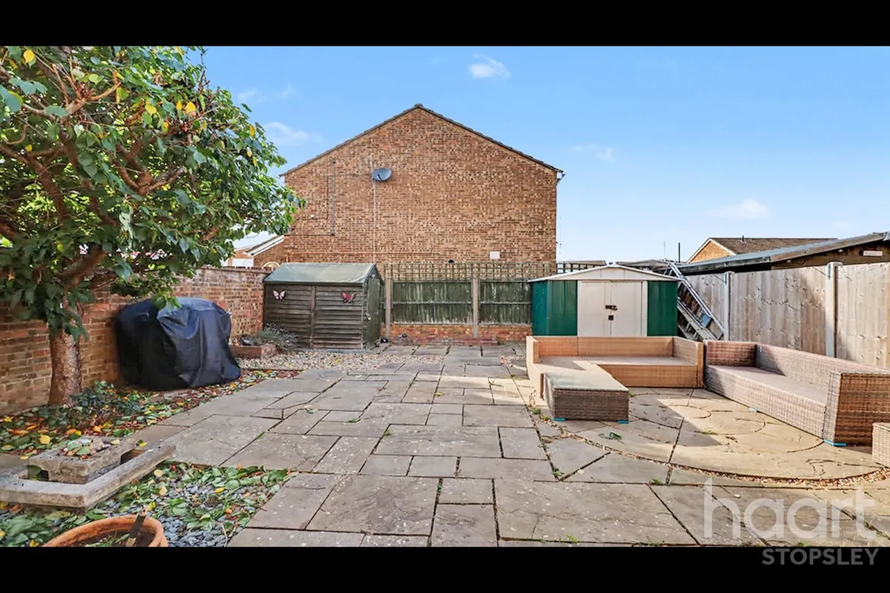 Roedean Close, Luton, LU2, photo 5