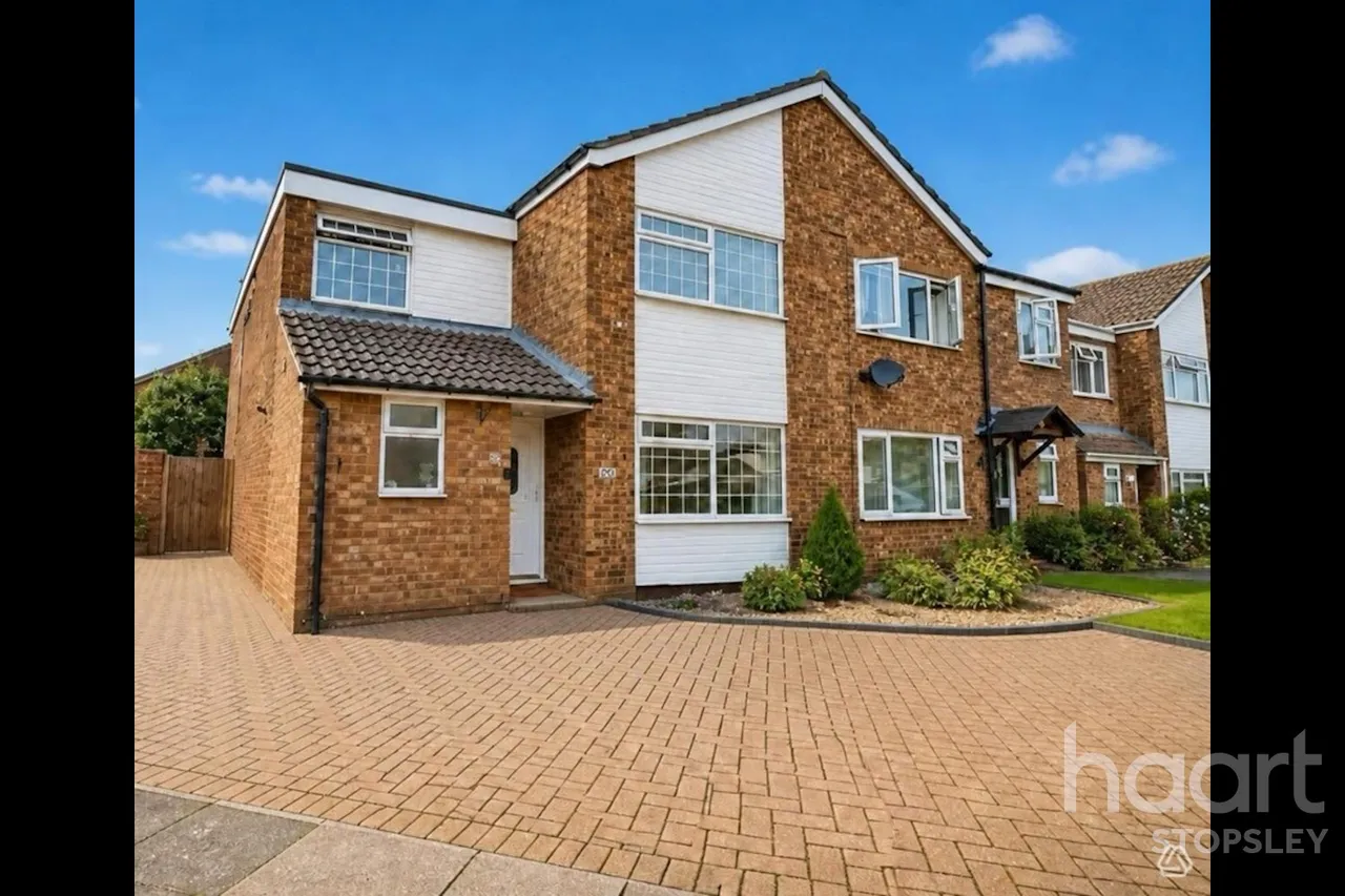 4 bed house for sale, Roedean Close, Luton, LU2
