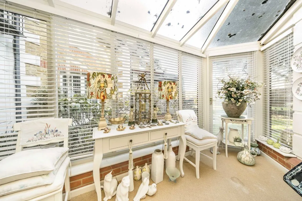 White Heron Mews, TW11, photo 6