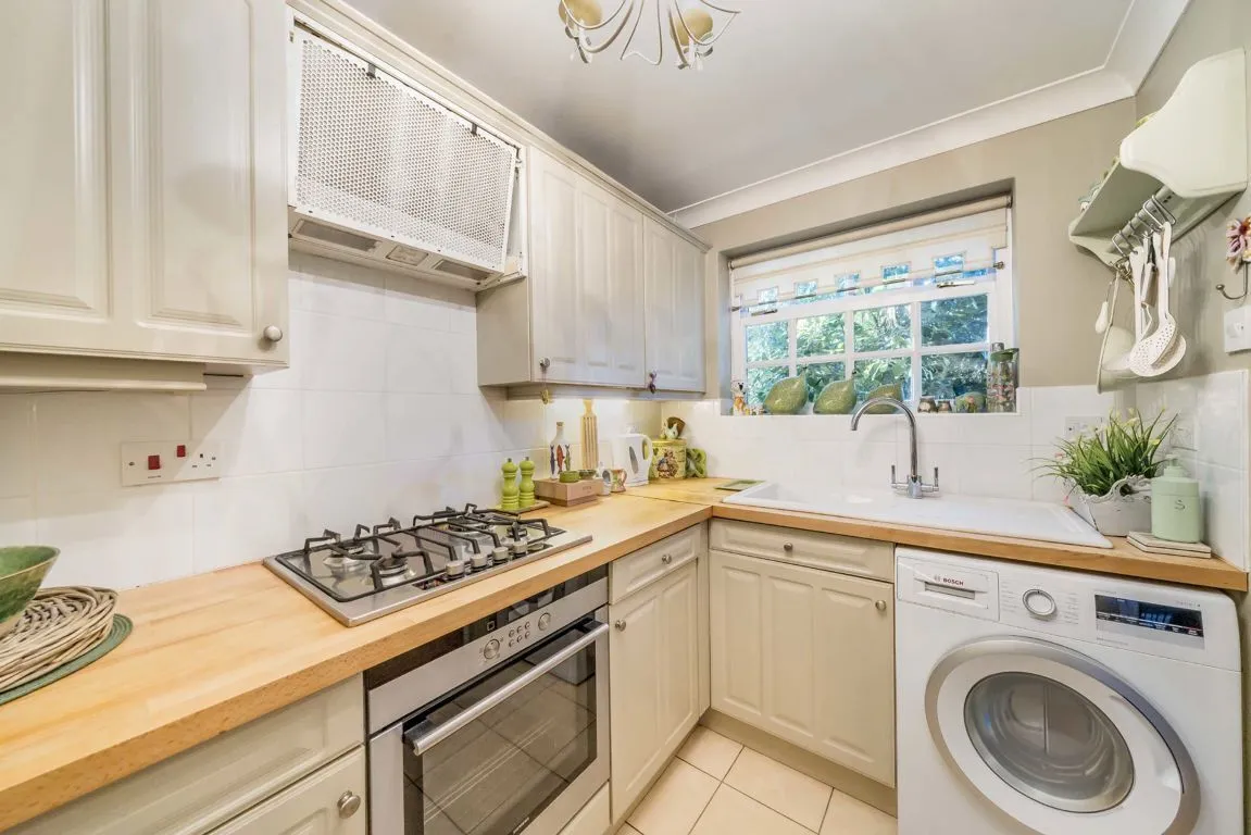 White Heron Mews, TW11, photo 3