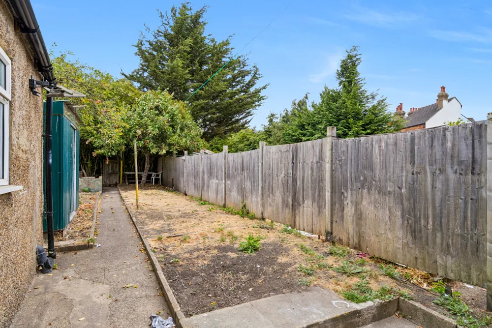 Cecil Road, Wealdstone, HA3, photo 11