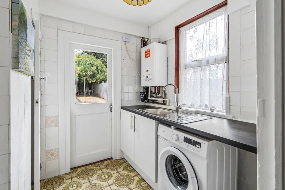 Cecil Road, Wealdstone, HA3, photo 5