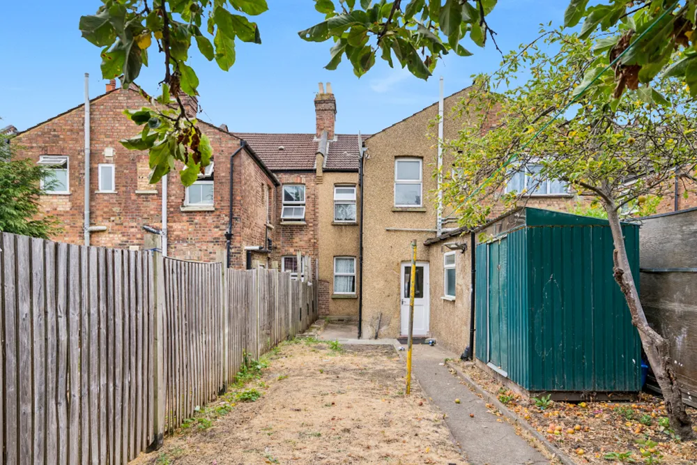 Cecil Road, Wealdstone, HA3, photo 12