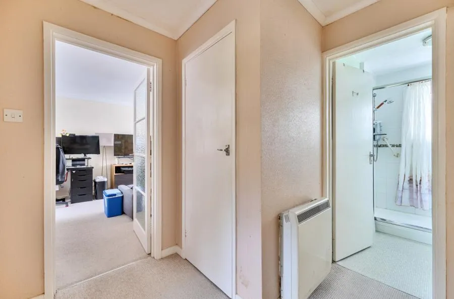 Lincoln Court, Southampton, SO15, photo 6