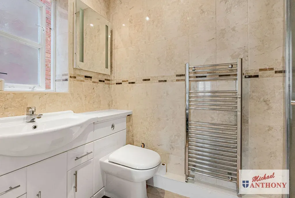 Heydon Court, Bradville, Milton Keynes, Buckinghamshire, MK13 7UQ, photo 9