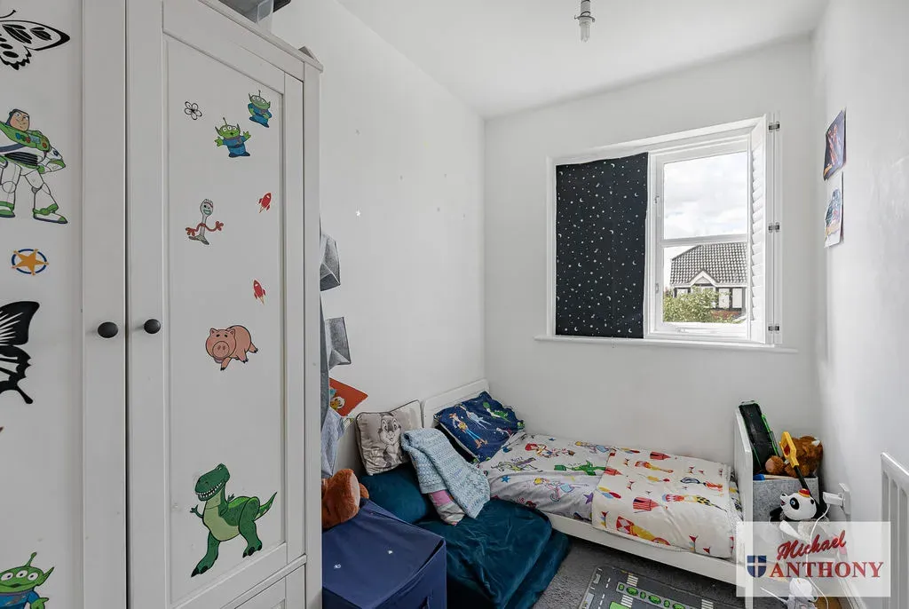 Heydon Court, Bradville, Milton Keynes, Buckinghamshire, MK13 7UQ, photo 11