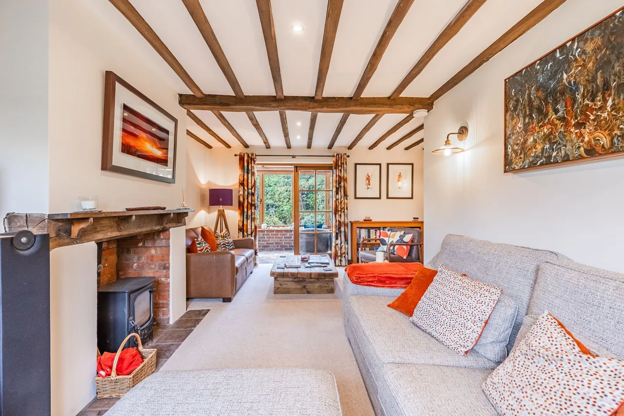 Flint and Brick Cottage in East Runton, photo 4