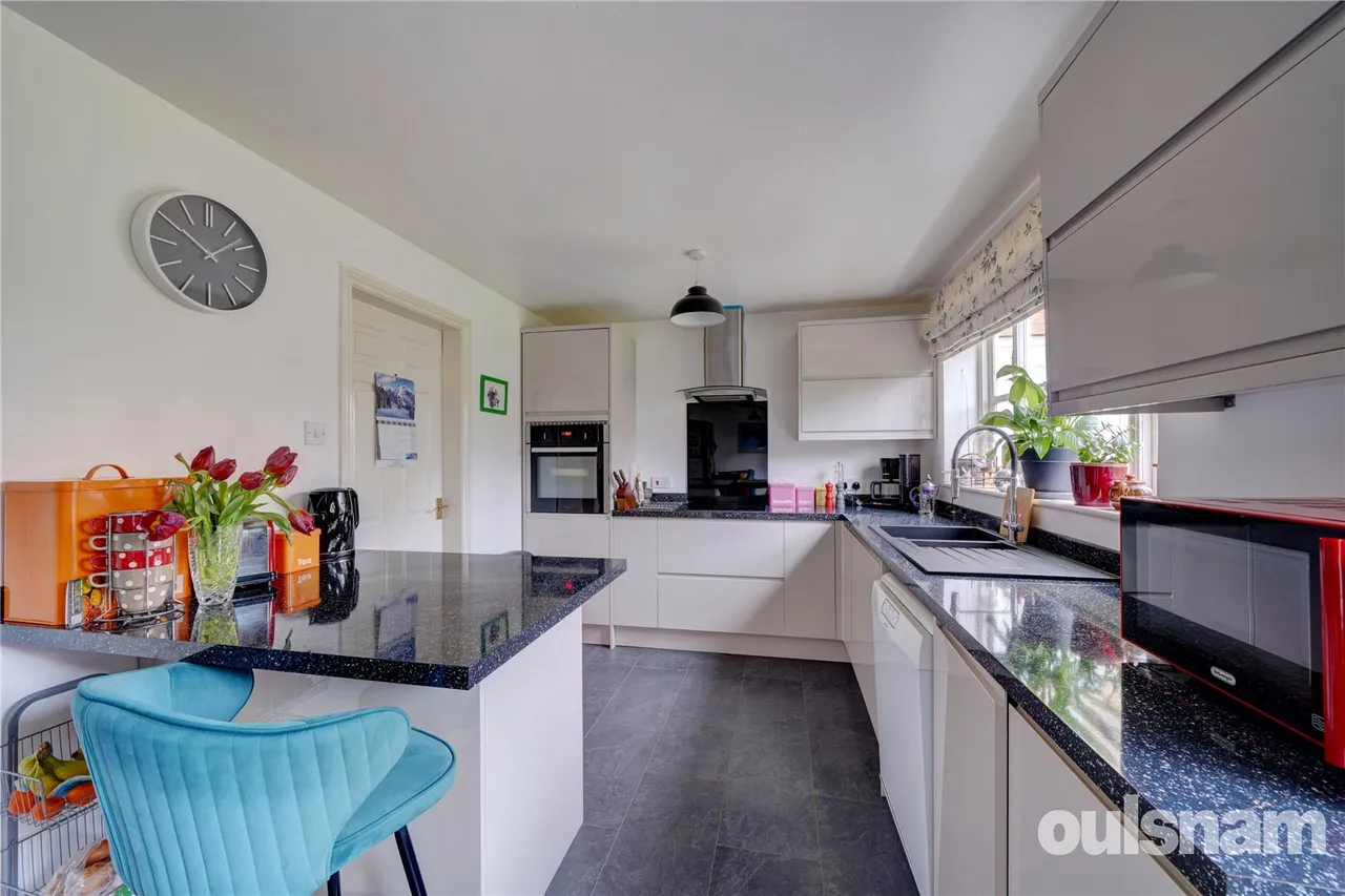 Jackdaw Lane, Droitwich, Worcestershire, WR9 7HE, photo 3
