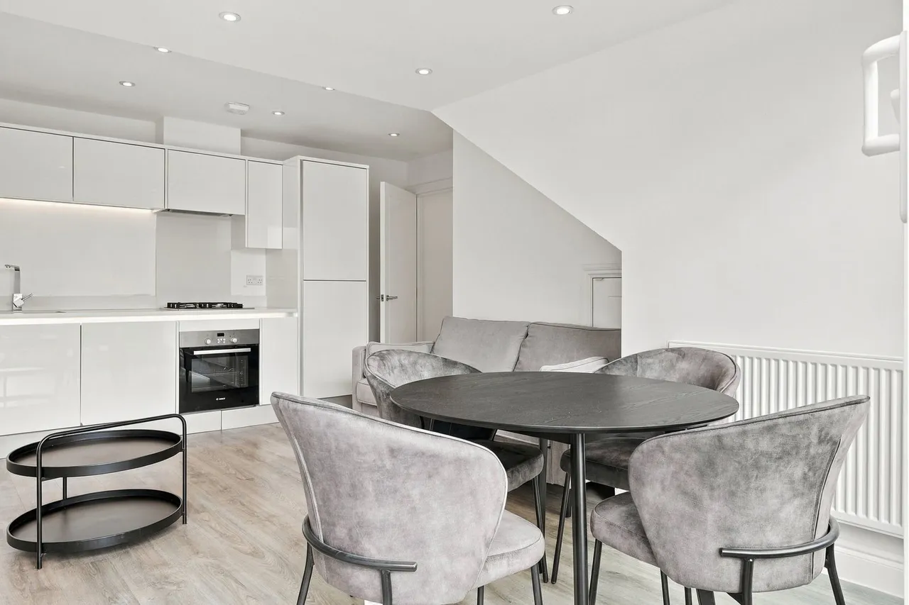 Montello Apartments, South Croydon, CR2, photo 7