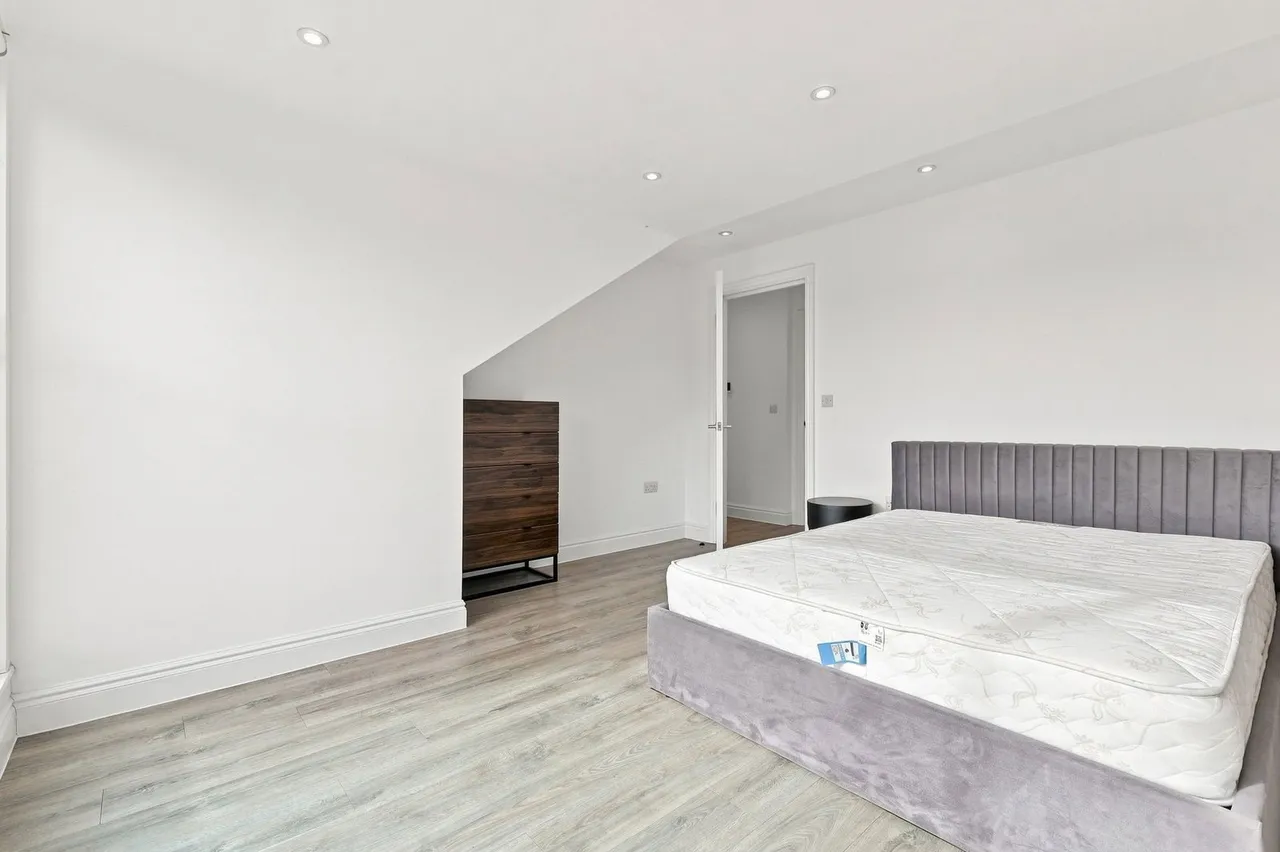Montello Apartments, South Croydon, CR2, photo 10