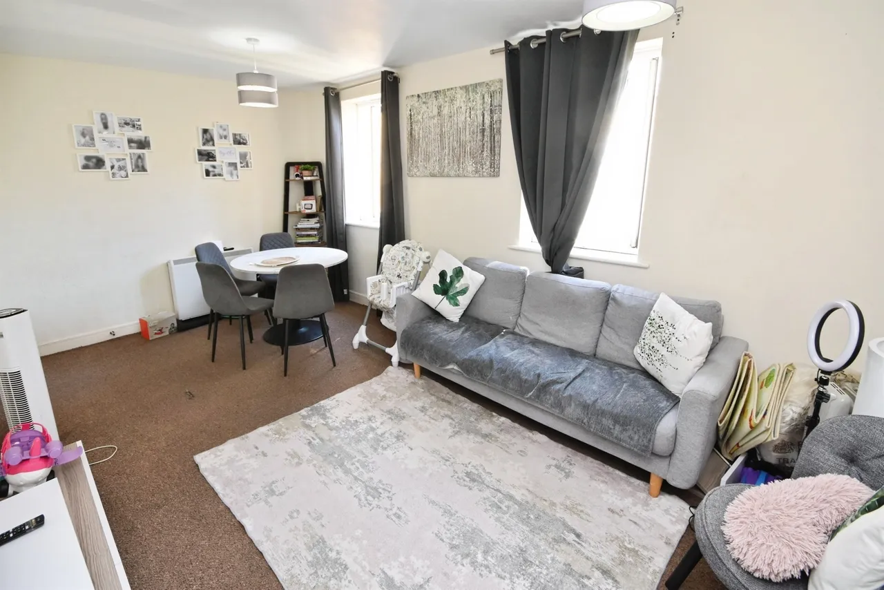 Holden Close, Braintree, photo 5