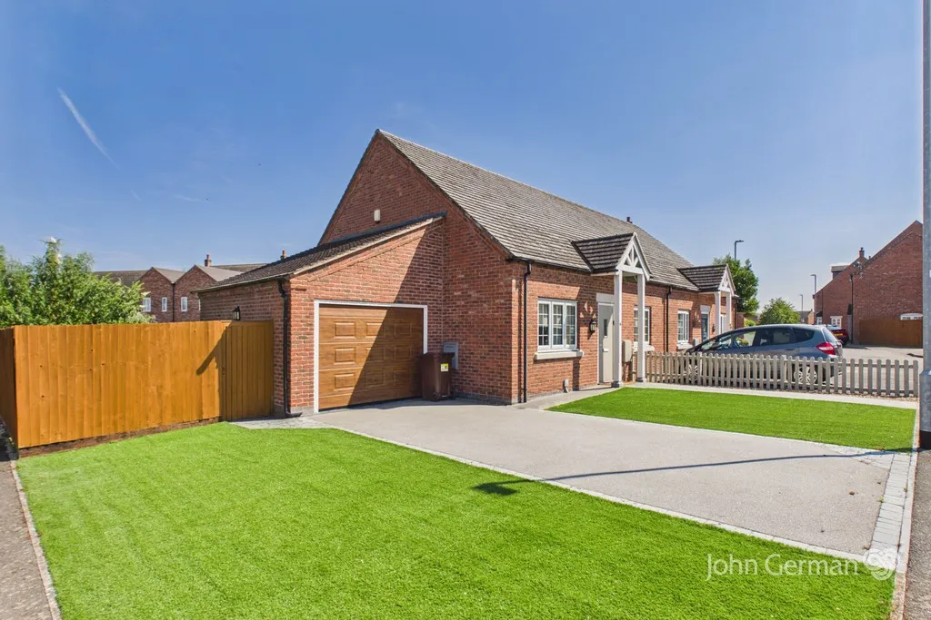 Magnolia Close, Tutbury, photo 3