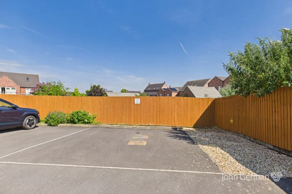 Magnolia Close, Tutbury, photo 4
