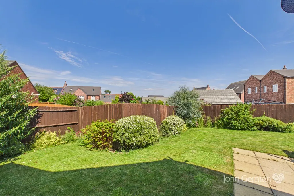 Magnolia Close, Tutbury, photo 18